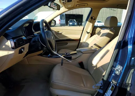 2011 BMW 328 Xi Sulev z USA, uszkodzony, nr VIN WBAPK5C54BA658122